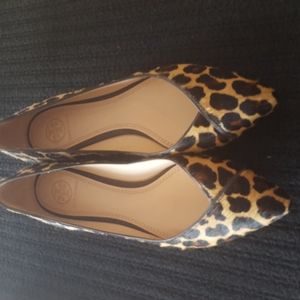 Tori Burch leopard flats
